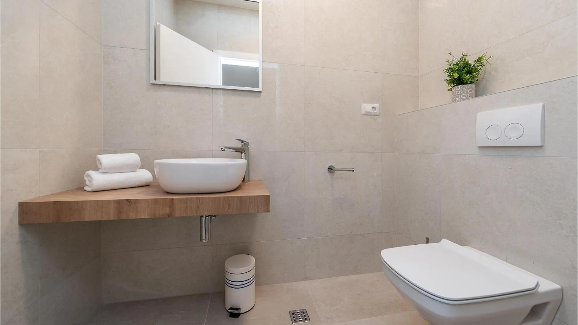Stunning Home In Biograd Na Moru With Sauna Holiday home