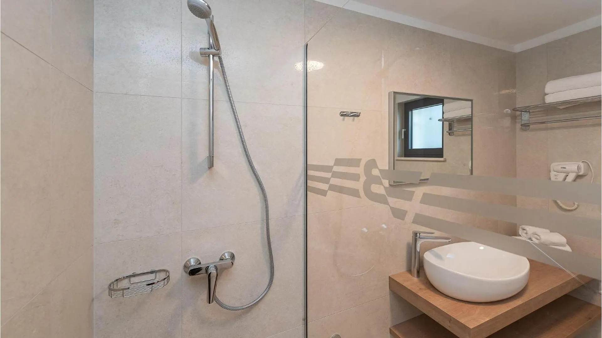 Stunning Home In Biograd Na Moru With Sauna 0*,