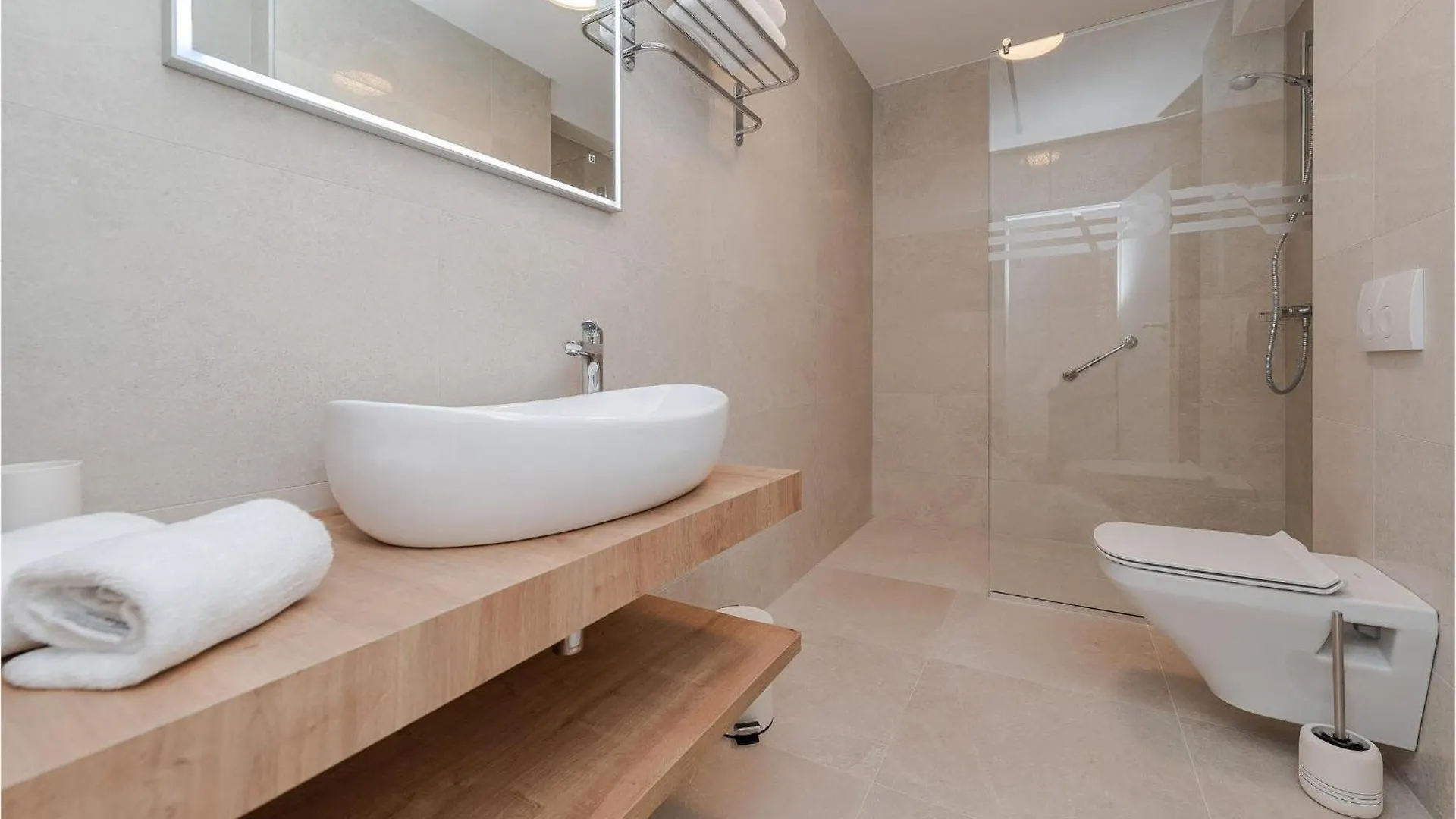 Stunning Home In Biograd Na Moru With Sauna